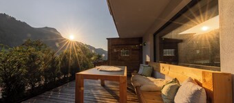 Luxurious Alpine retreat with sun terrace