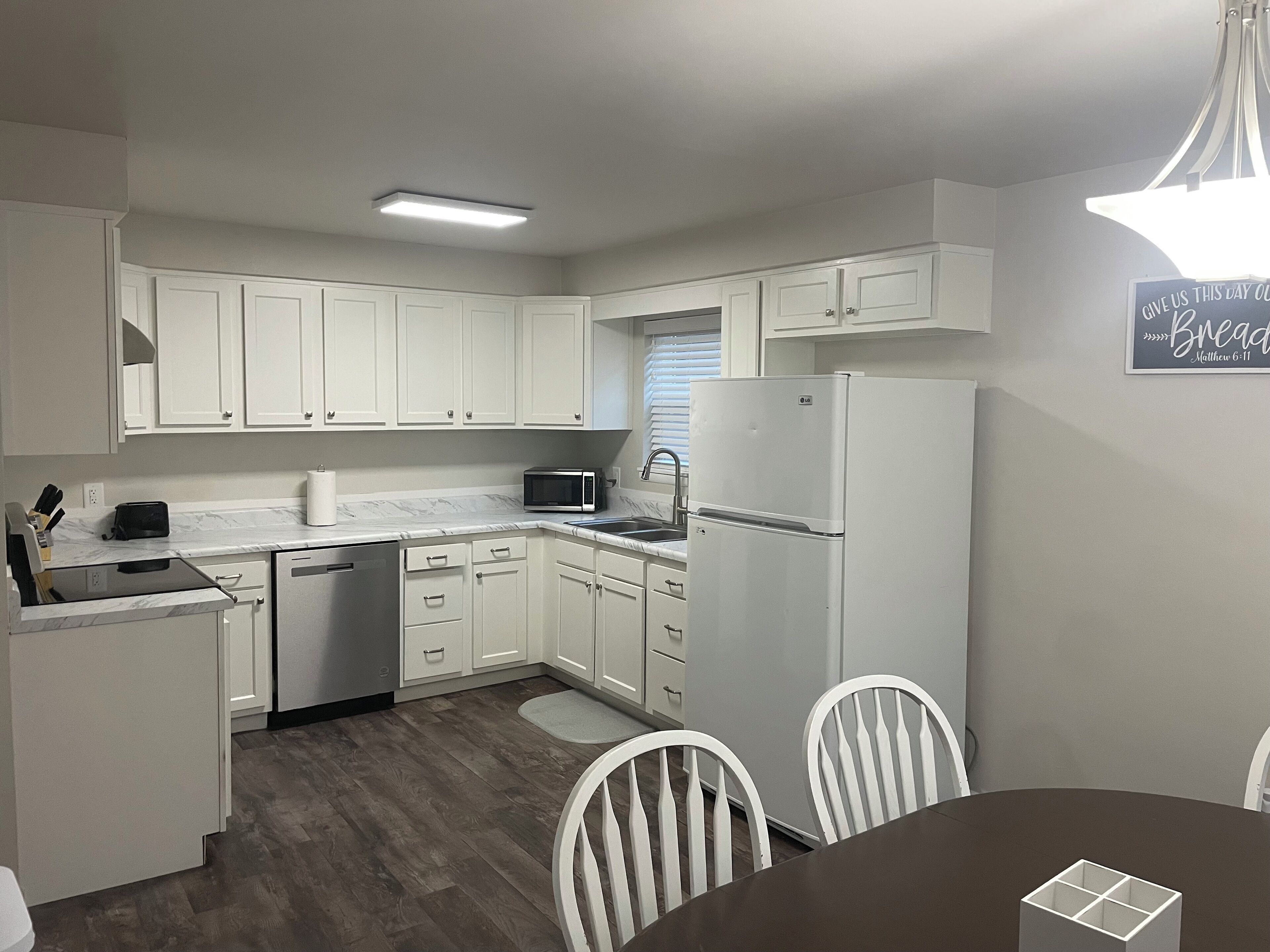 Microwave, oven, stovetop, dishwasher