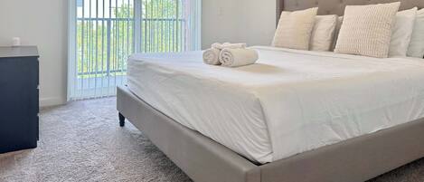 1 chambre, bureau, fer et planche à repasser, Wi-Fi