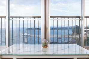 50-Zoll-Flachbildfernseher mit Kabelempfang