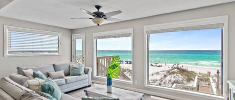 Smart TV, fireplace, DVD player, stereo