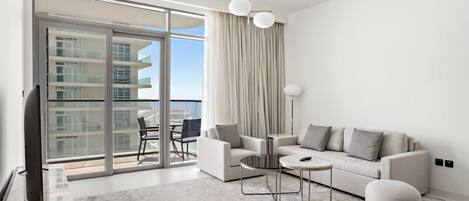 Televisión y oficina