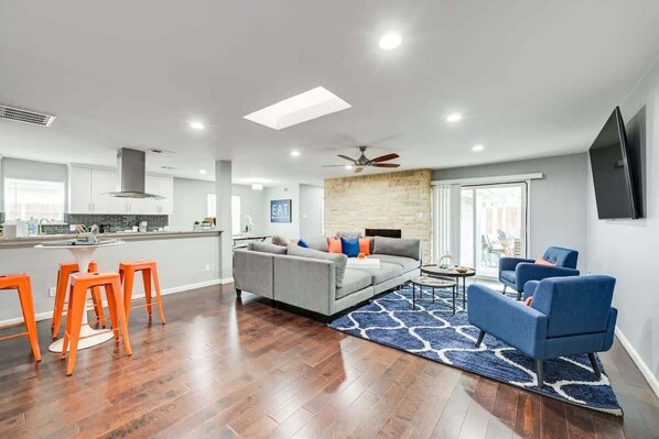 Televisión, oficina