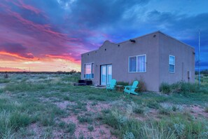 Exterior - Starry Sky + Serene Setting: Rural New Mexico Gem (Ancho)