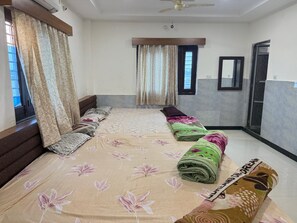 Family Double Room | Free WiFi - Hotel Kesri Nandan  (Bhadesar)