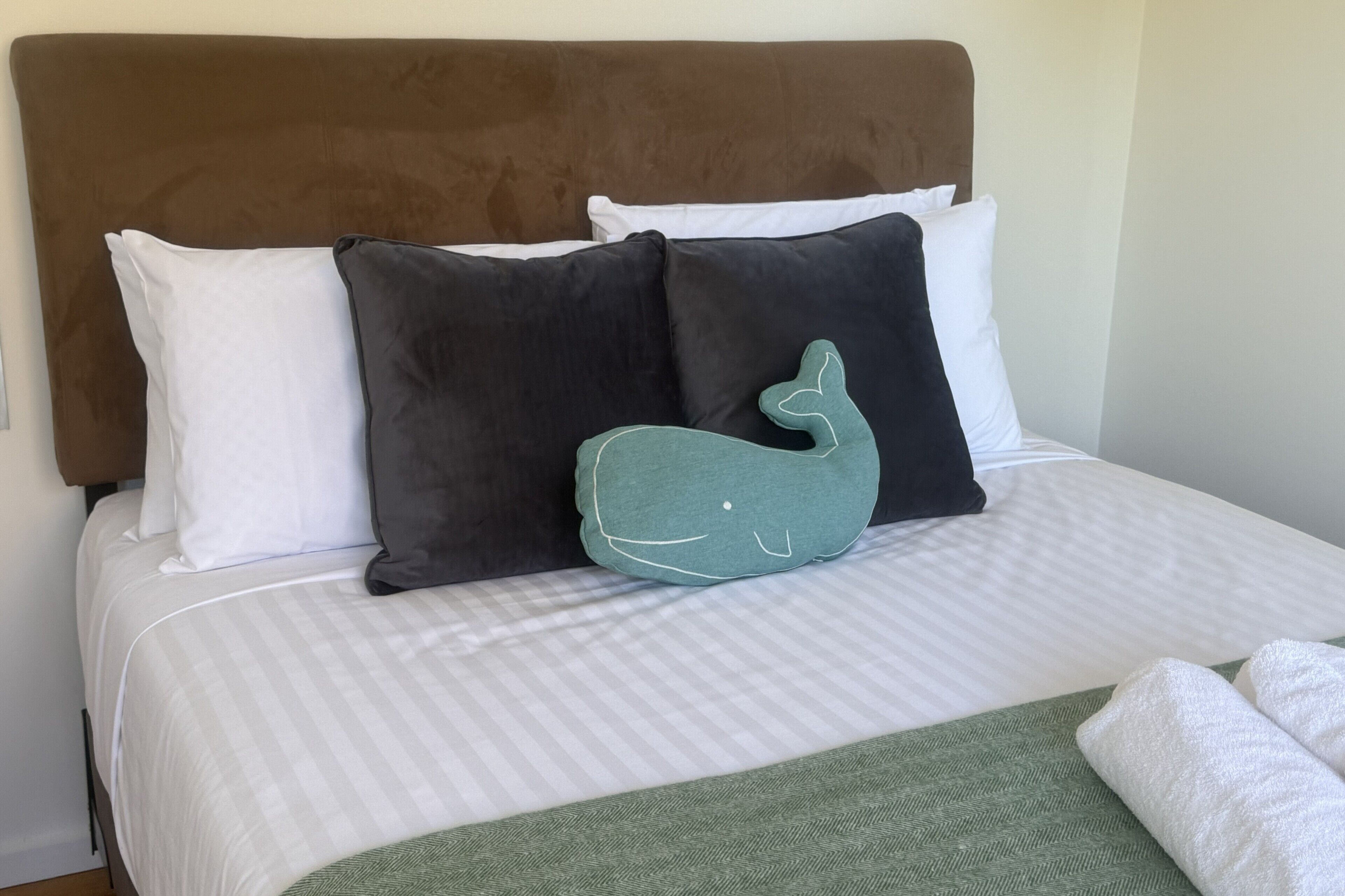 3 chambres, fer et planche à repasser, accès Internet, draps fournis