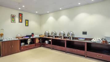 Daily buffet breakfast (INR 350 per person)