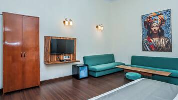 Suite | Property amenity