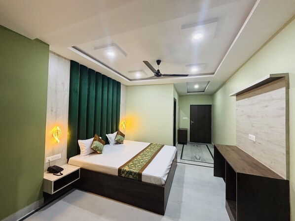 Deluxe tweepersoonskamer | Een laptopwerkplek, gratis wifi