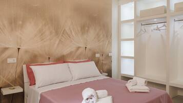 1 camera, Wi-Fi, lenzuola