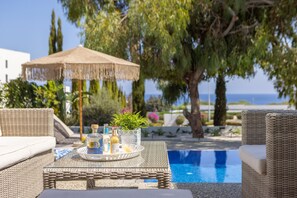 Pool - Protaras Leomi Seaside Villa (Protaras)