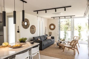 Living room - Protaras Leomi Seaview Villa (Paralimni)