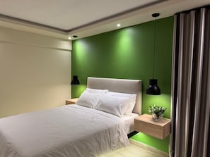 1 chambre, fer et planche à repasser, Wi-Fi, draps fournis