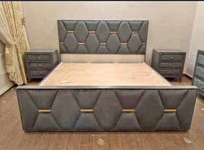 Deluxe Room | Desk, free WiFi - Chase Girls Hostel (Lahore)