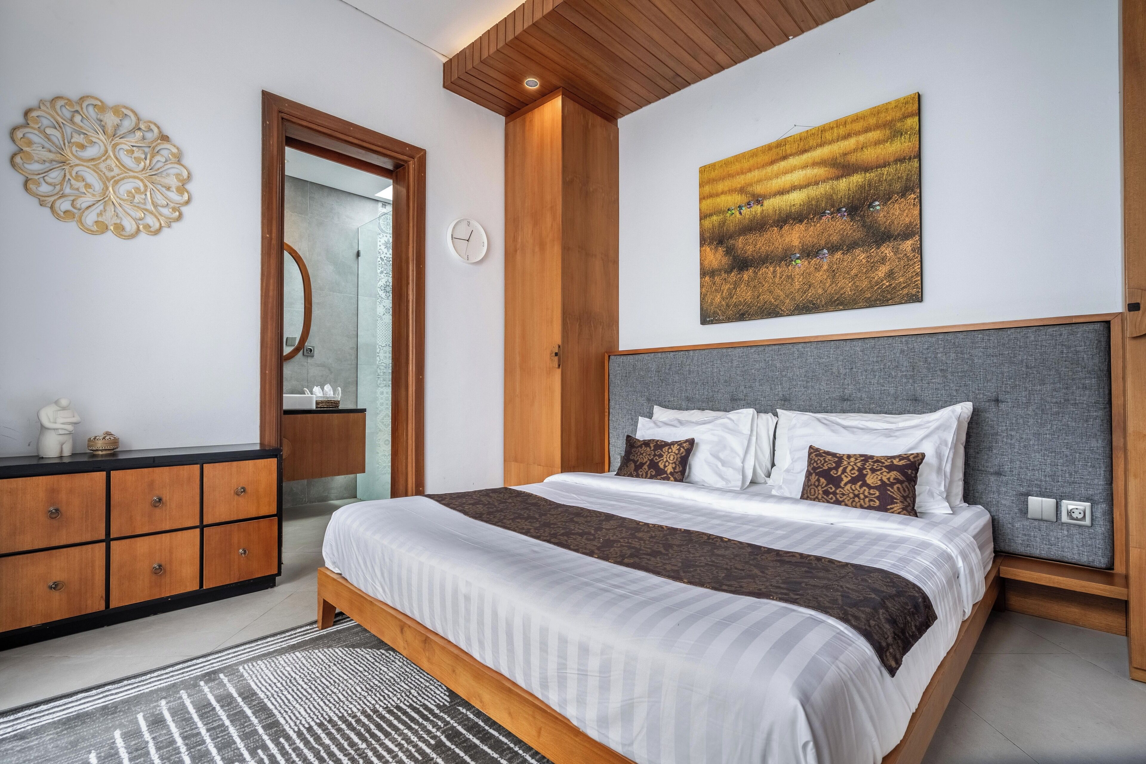 Deluxe Villa, 2 Bedrooms, Private Pool, Pool View | Iron/ironing board, free WiFi