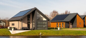 Tranquil villa for 6 guests with patio