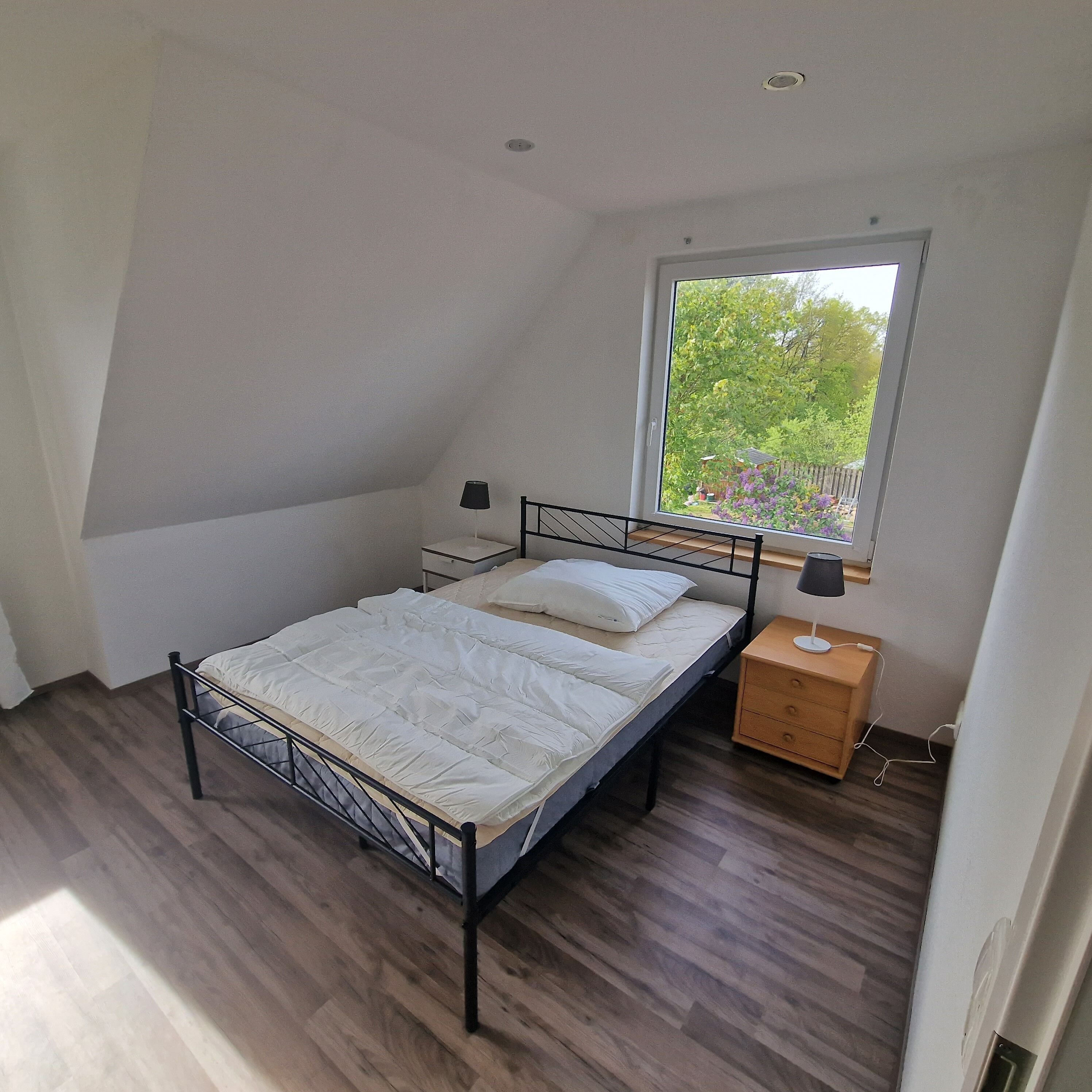 1 室のベッドルーム、WiFi、ベッドシーツ