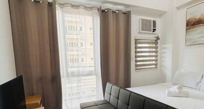 Peaceful Escape with City Convenience