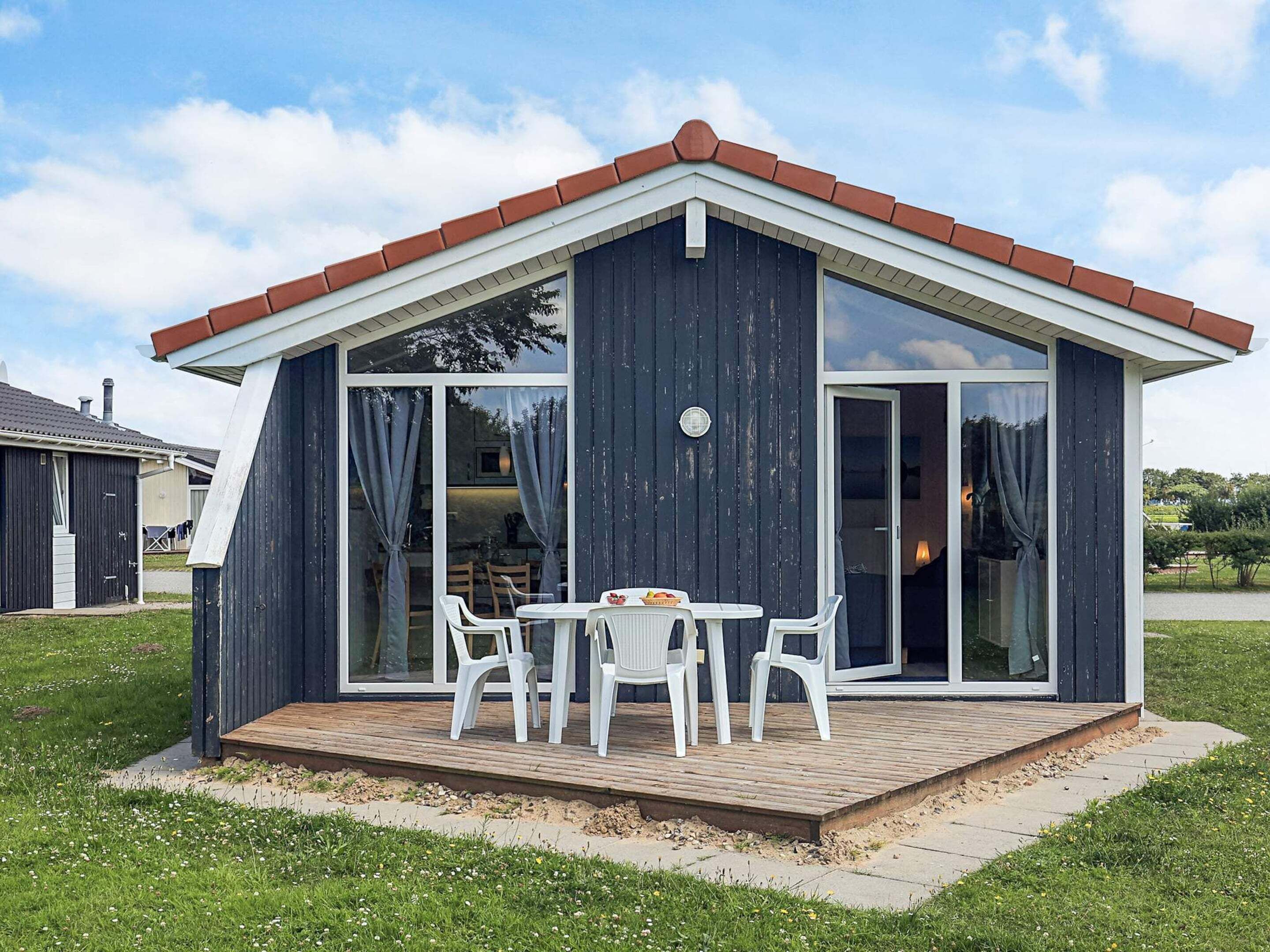 House | Outdoor dining