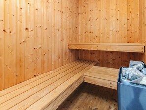 House | Sauna - 4 Star Holiday Home in Friedrichkoog (Friedrichskoog)