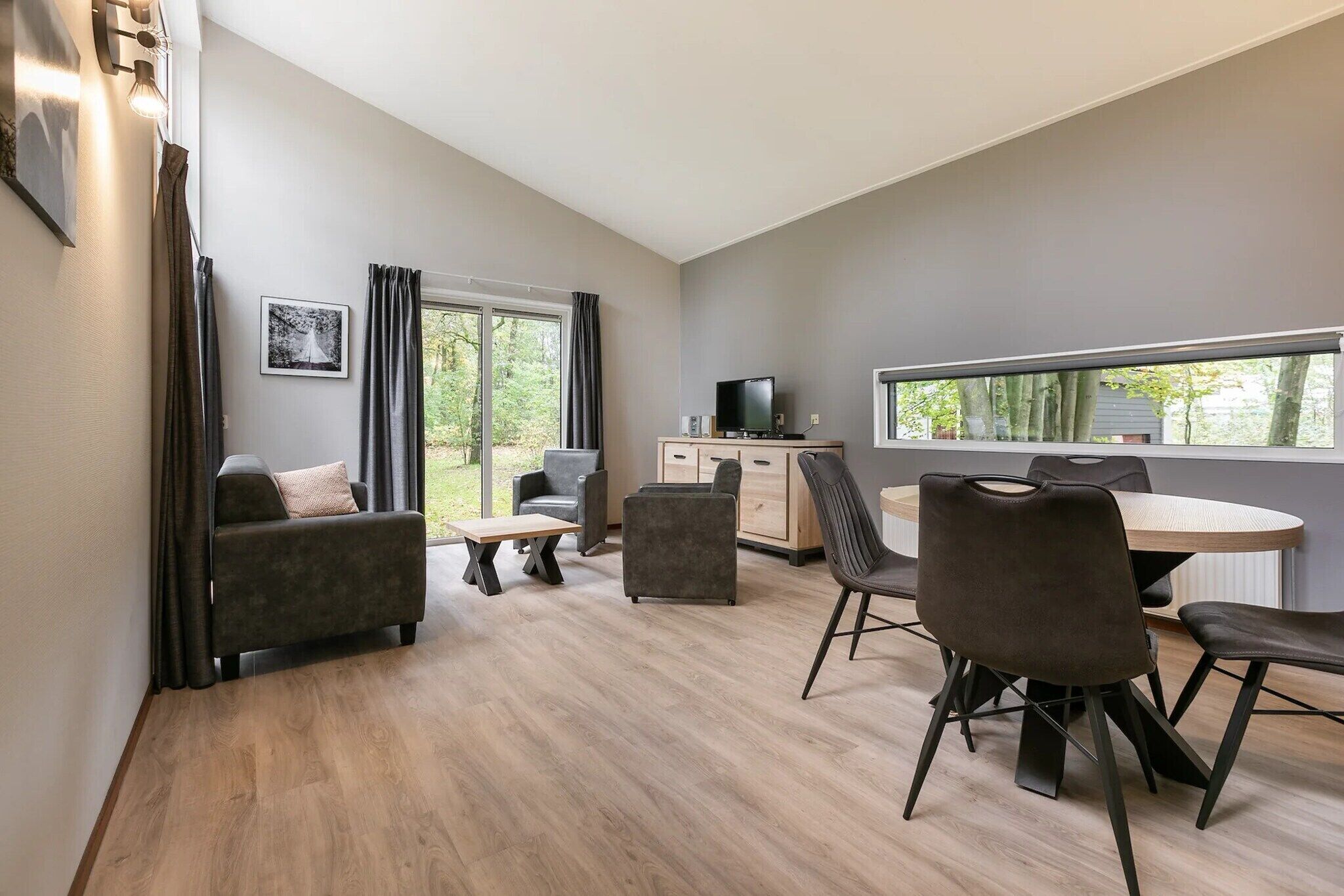 Smart TV, DVD player