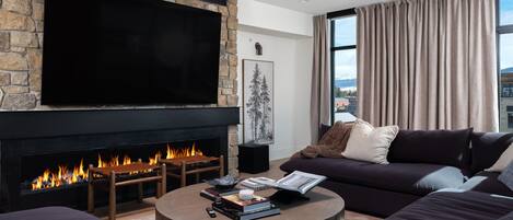 TV connectée, cheminée