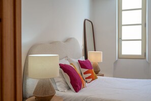 1 غرفة نوم ومكواة/لوح كي وخدمة الإنترنت وملاءات أسرّة