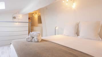 1 chambre, fer et planche à repasser, accès Internet, draps fournis