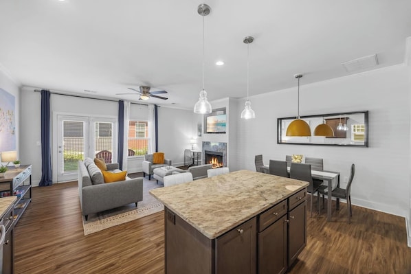 Interior - Stylish Townhome Stay | Near Downtown Spartanburg & Outdoor Paths (Spartanburg)