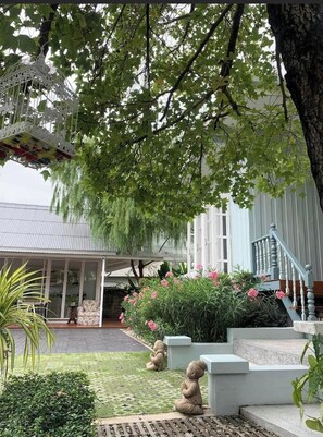 Fachada da propriedade
