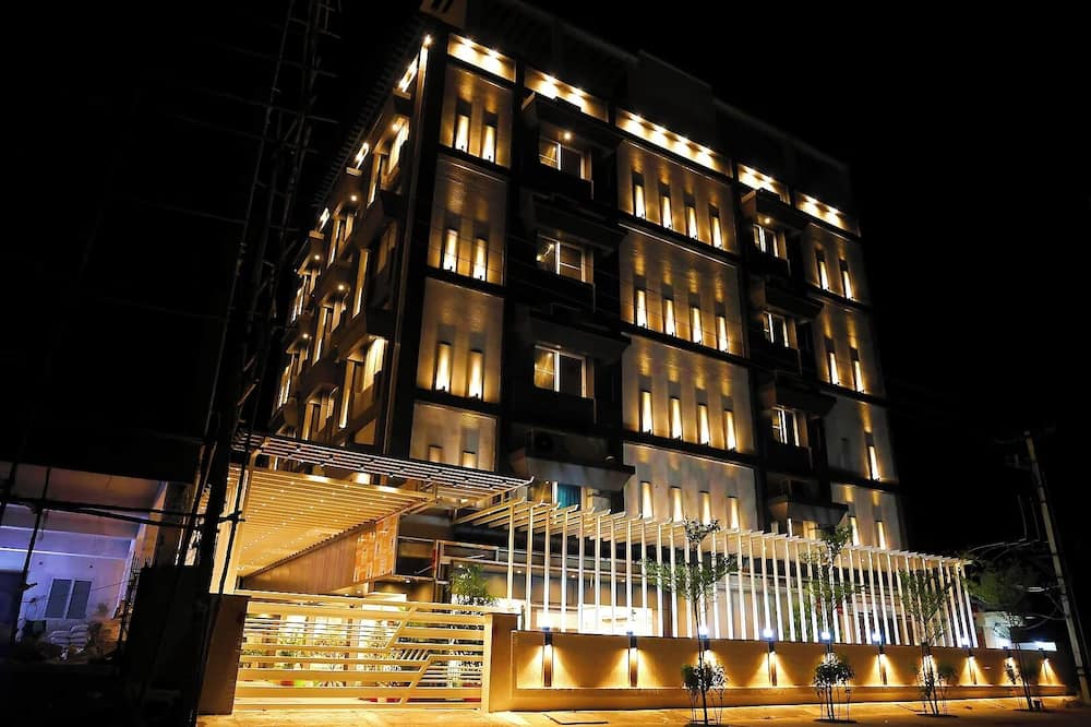 Hotel MS Pride - Prime Located - Tirumala