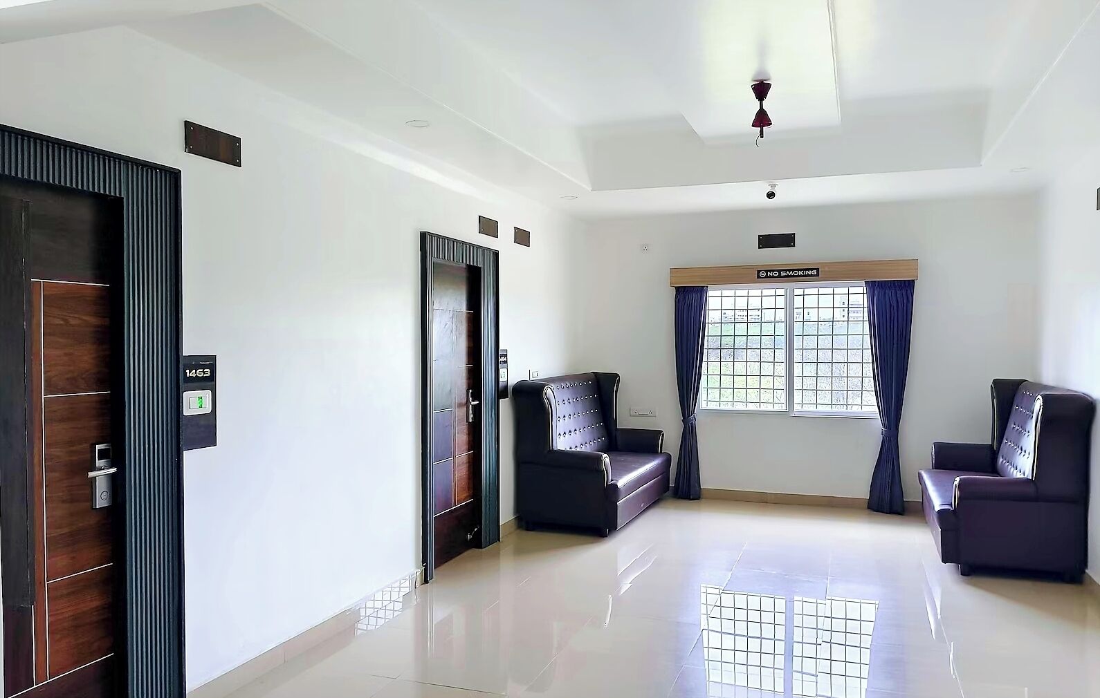 TV LED 55 polegadas com canais digitais, lareira