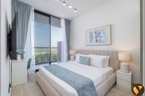 Luxury Apartment | Egyptian cotton sheets, premium bedding, in-room safe - Vogue | Binghatti Corner JVC near Circle Mall (Dubai)