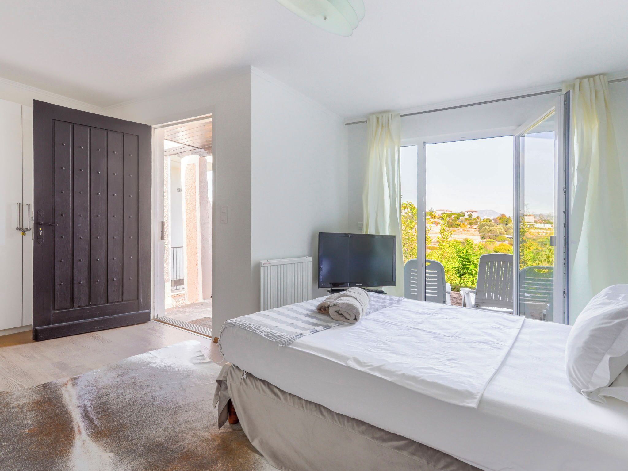 Iron/ironing board, Internet