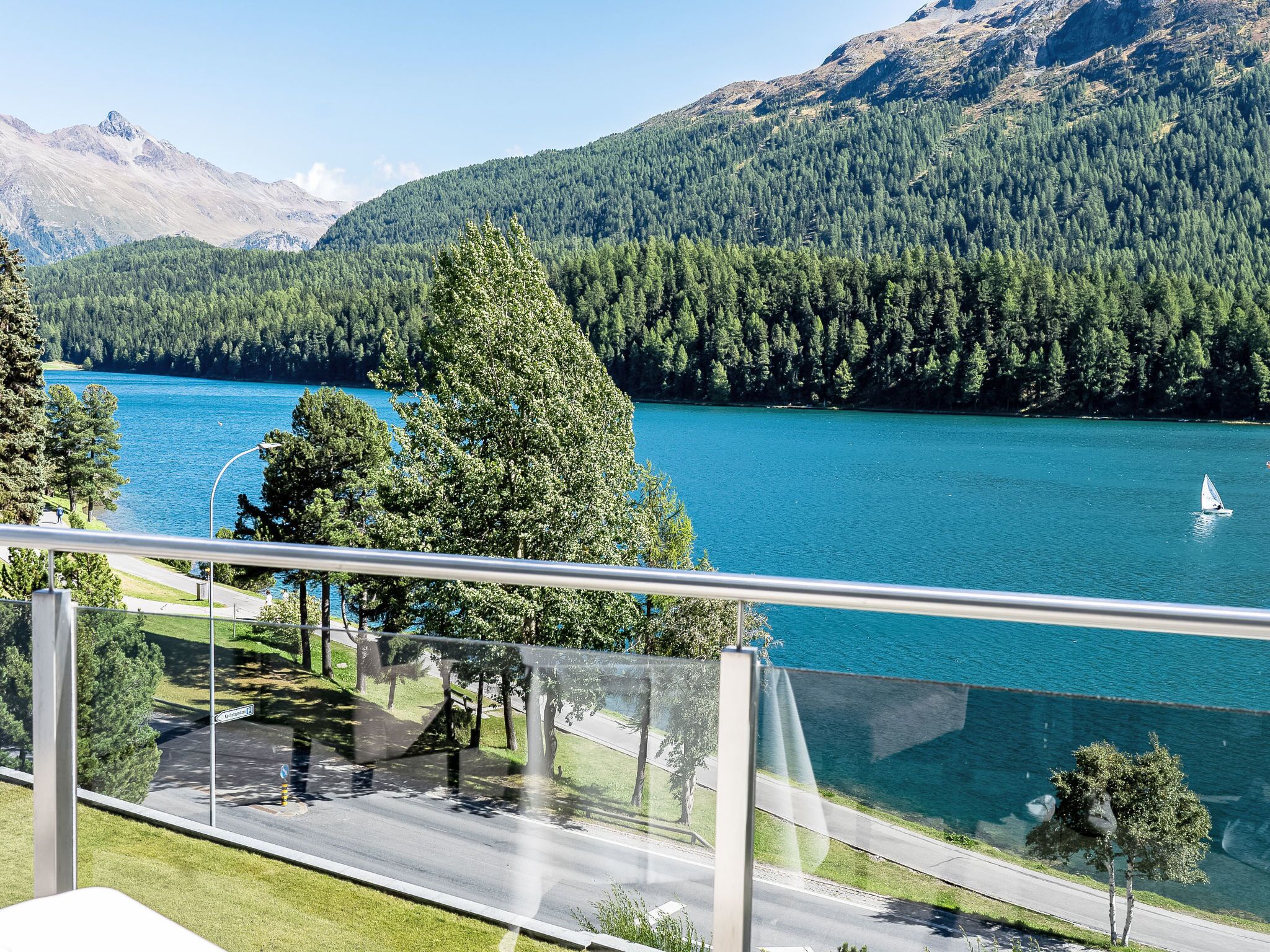 المنطقة المحيطة بالمنشأة