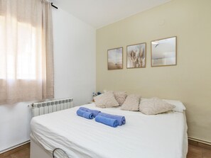 2 bedrooms, internet