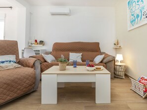 TV - Apartment Cadiz by Interhome (Miami Platja)