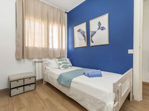 Room - Apartment Cadiz by Interhome (Miami Platja)