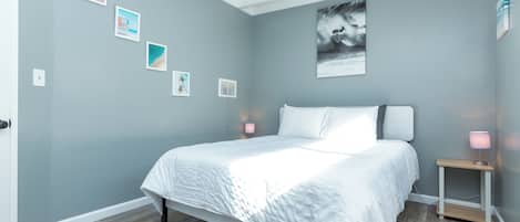 2 chambres, fer et planche Ă repasser, Wi-Fi, draps fournis