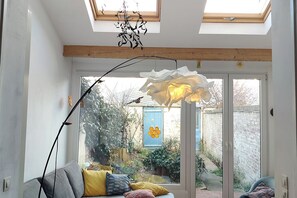 Livres, chaîne hi-fi