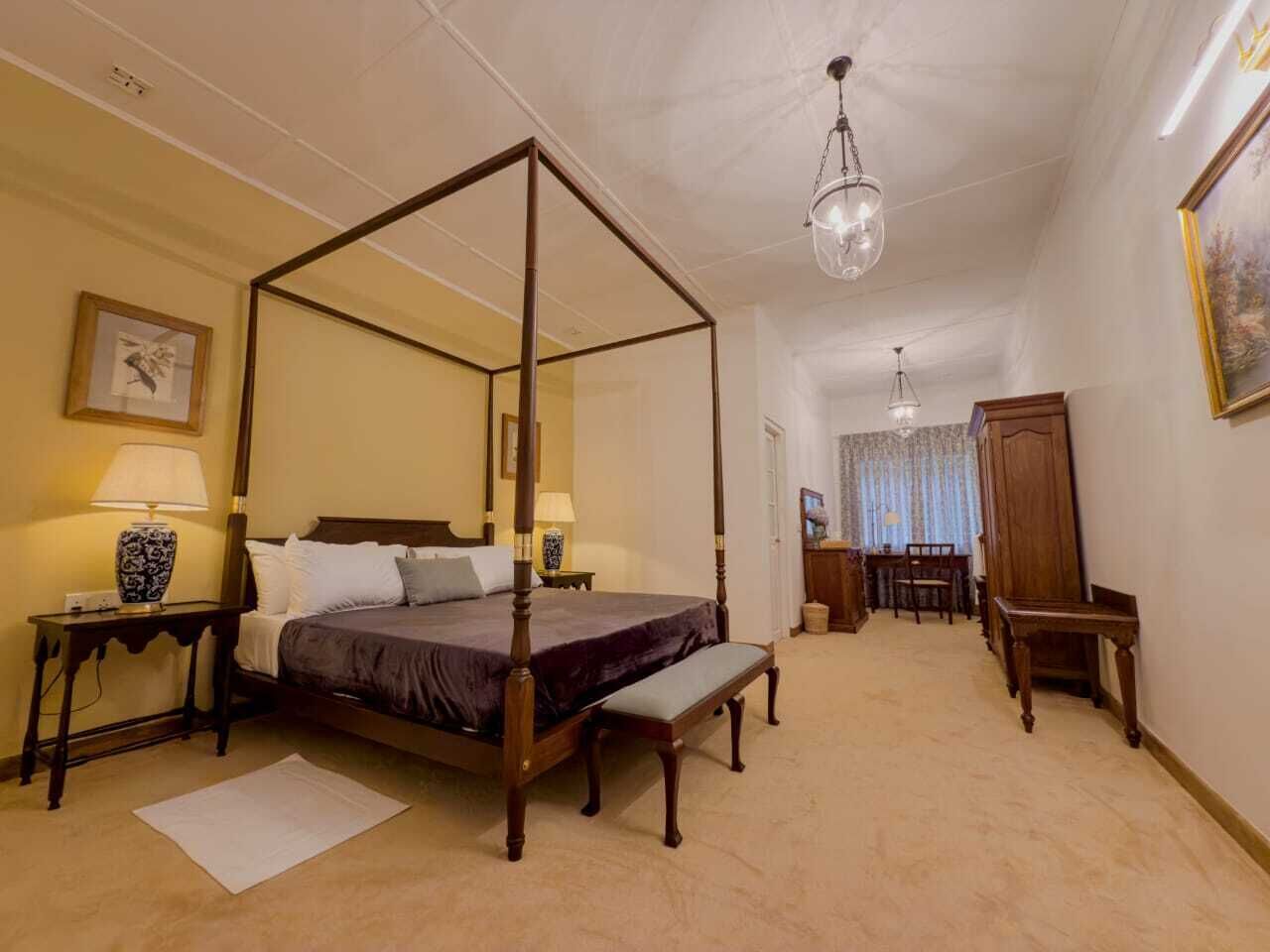 5 chambres, fer et planche à repasser, Wi-Fi, draps fournis