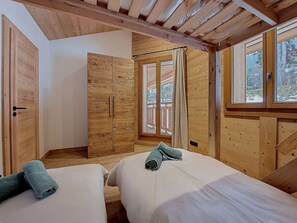 4 bedrooms, free WiFi