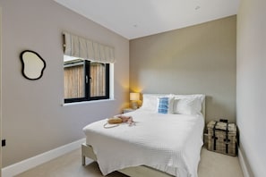 House | 6 bedrooms