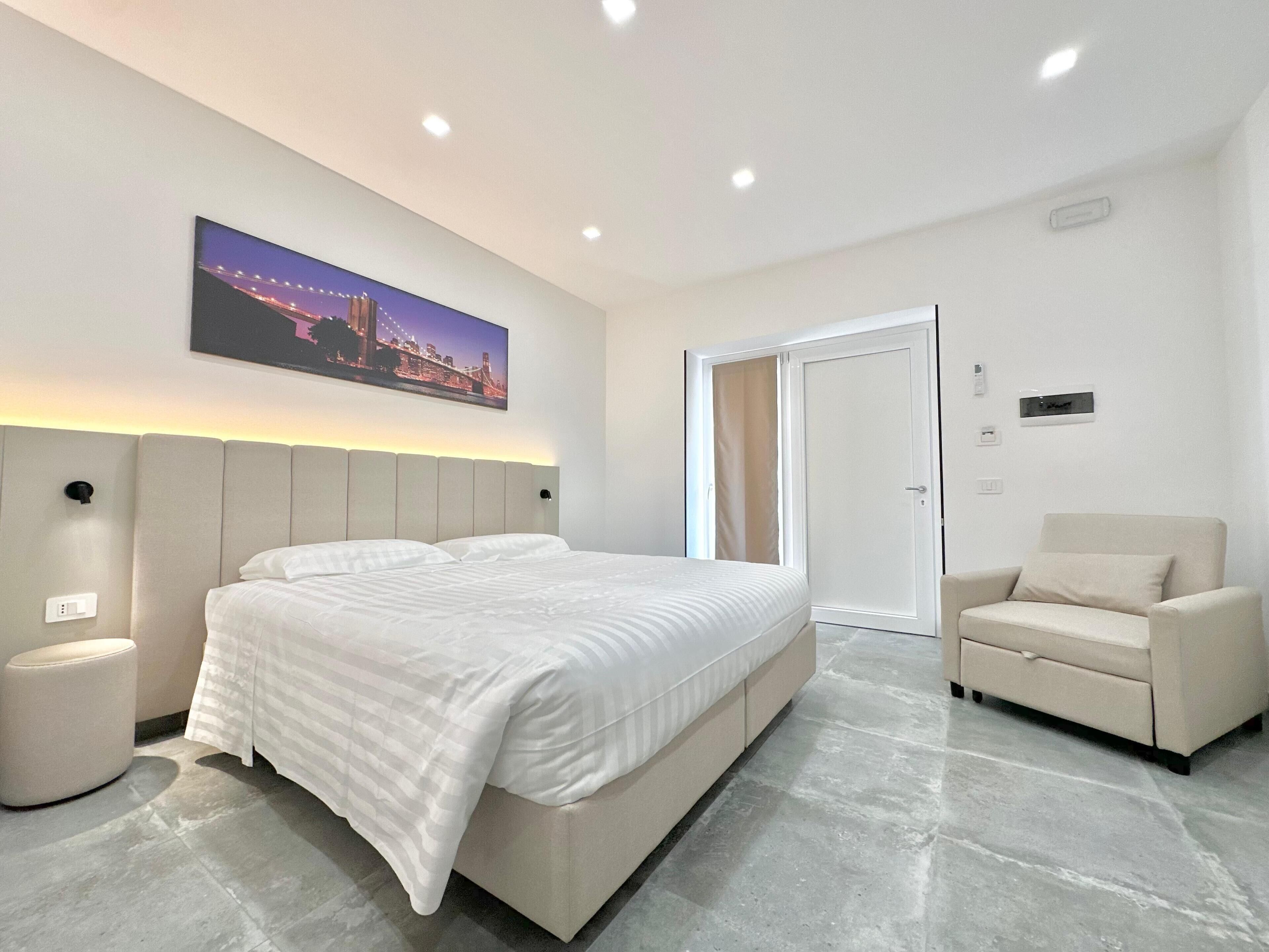 Double Room, 1 Double Bed | In-room safe, desk, laptop workspace, free WiFi