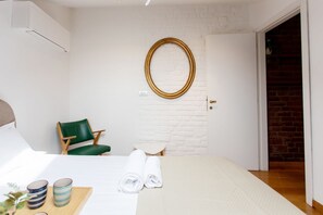 2 bedrooms