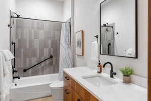 Hair dryer, towels