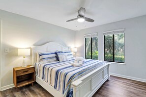 2 bedrooms, iron/ironing board, travel cot, WiFi