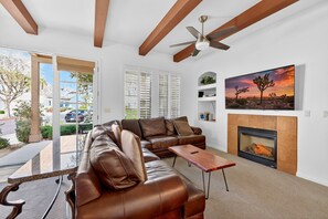 TV, fireplace, offices