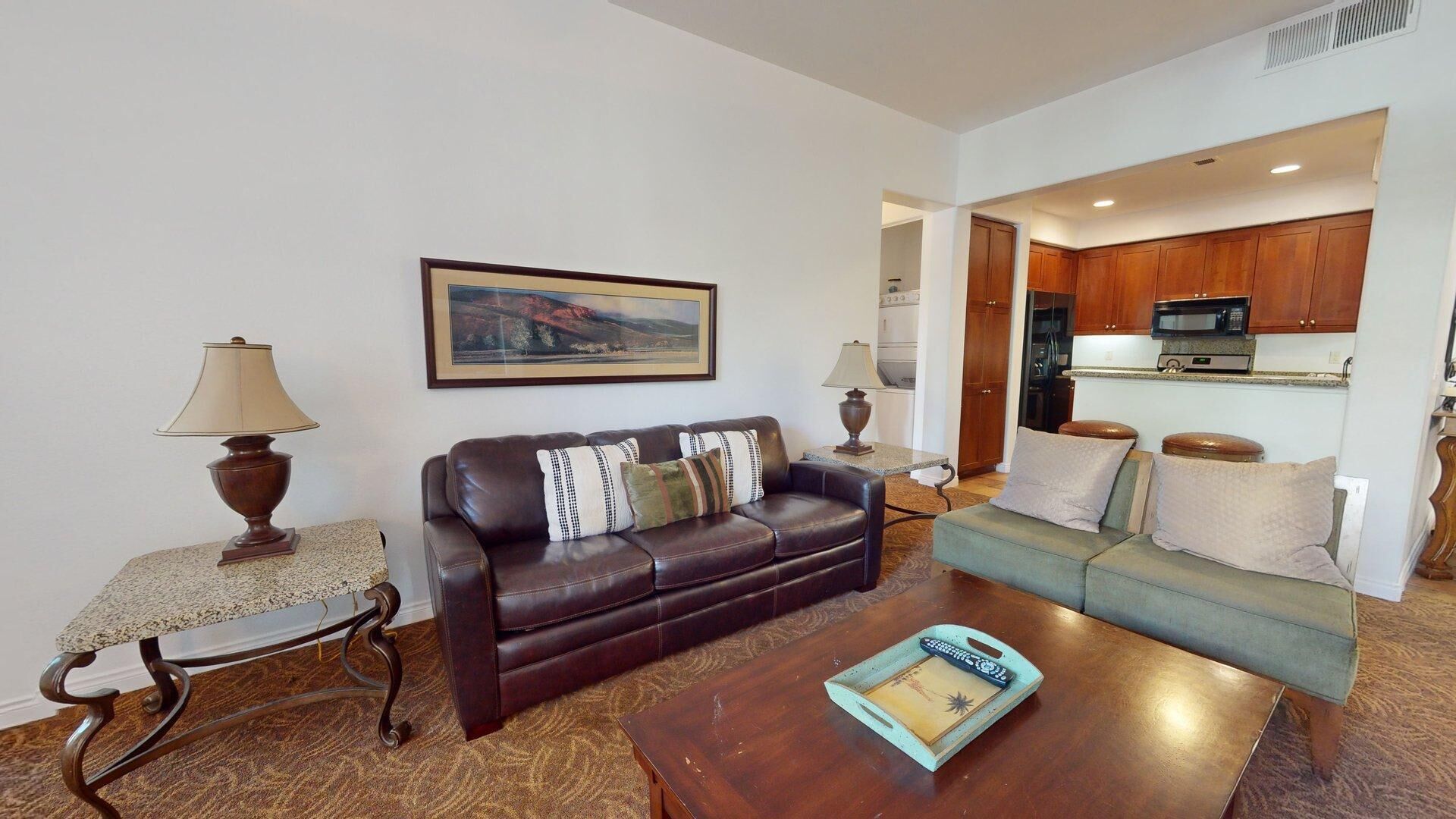 Smart-TV, Kamin, Arbeitsbereiche