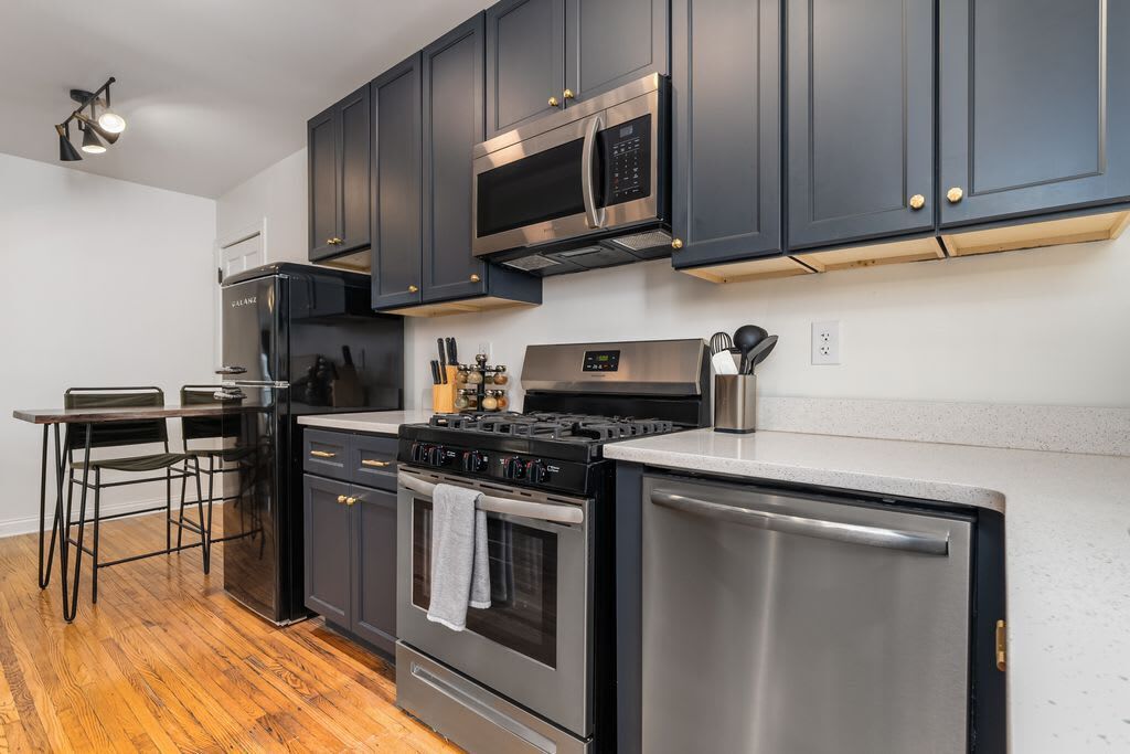 冰箱、炉灶、洗碗机、厨具/餐具